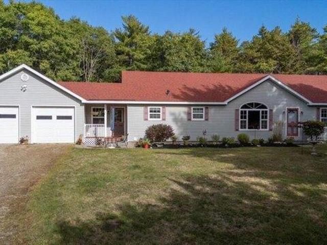 House for sale in Boothbay, Lincoln County