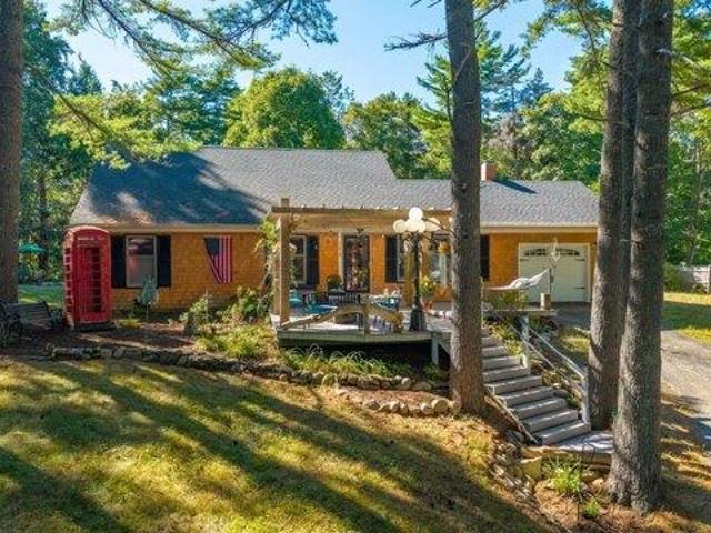 House for sale in Boothbay, Lincoln County