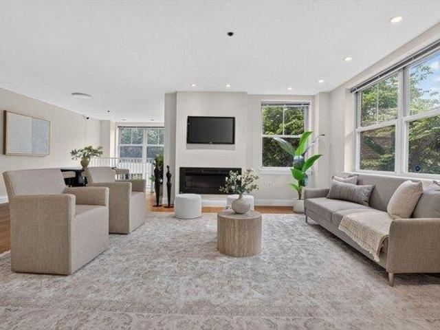 Condo for sale in Boston, Massachusetts