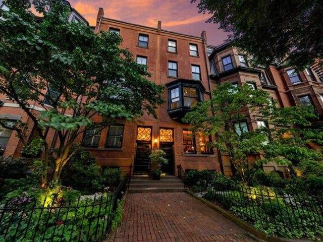 Condo for sale in Back Bay, Boston