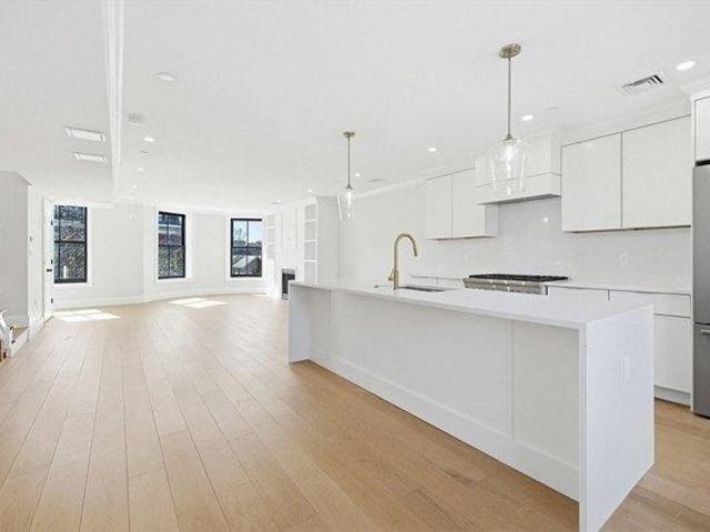 Condo for sale in Boston, Massachusetts