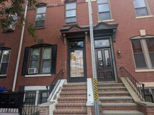 House for sale in Seaport, Boston