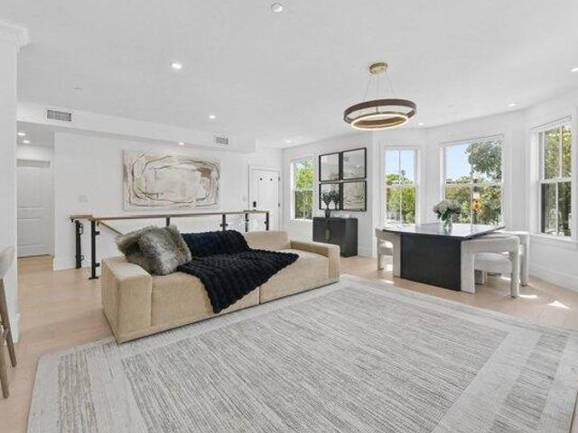 Condo for sale in Boston, Massachusetts