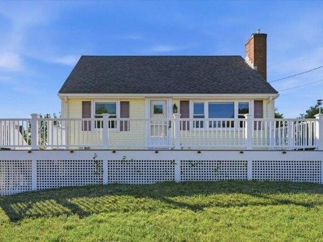 House for sale in Cataumet, Massachusetts