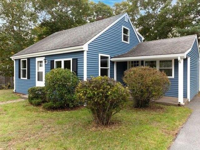 House for sale in Cataumet, Massachusetts