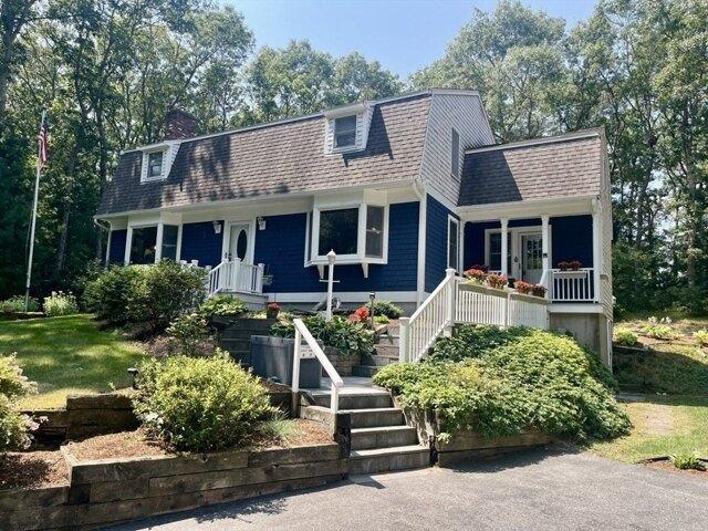House for sale in Cataumet, Massachusetts