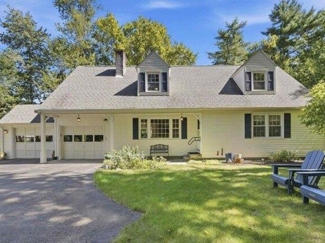 House for sale in New Hampshire