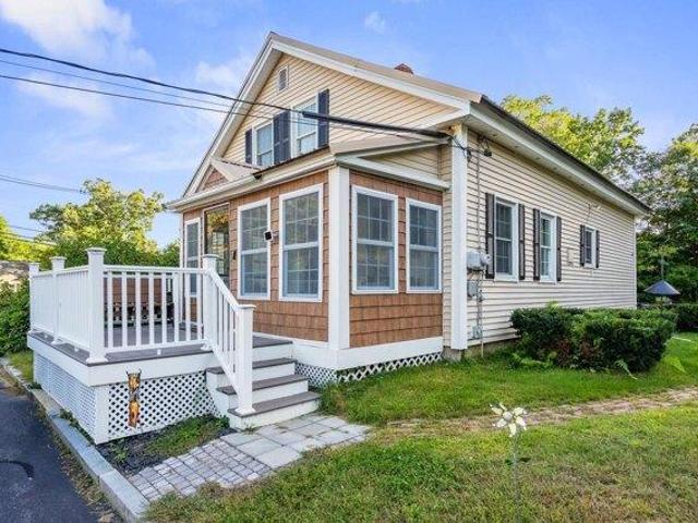 House for sale in New Hampshire