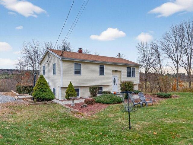 House for sale in Bowdoin, Maine