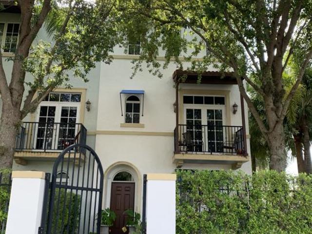 Townhouse for sale in Boynton Beach