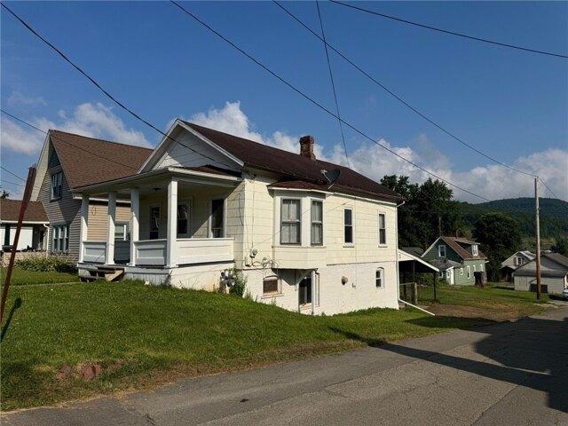 House for sale in Bradford, Pennsylvania