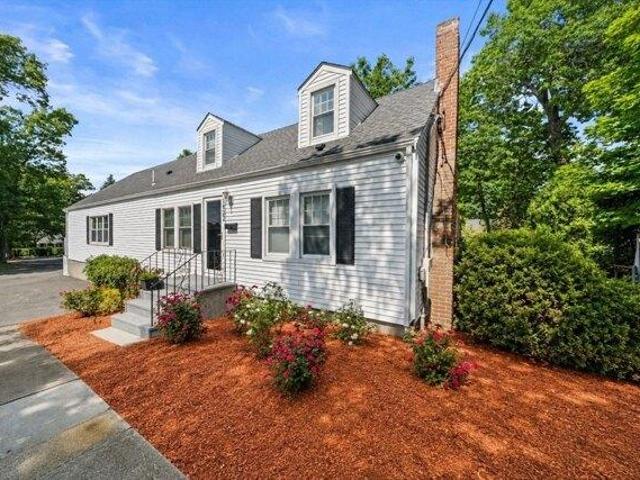 House for sale in Braintree, Massachusetts