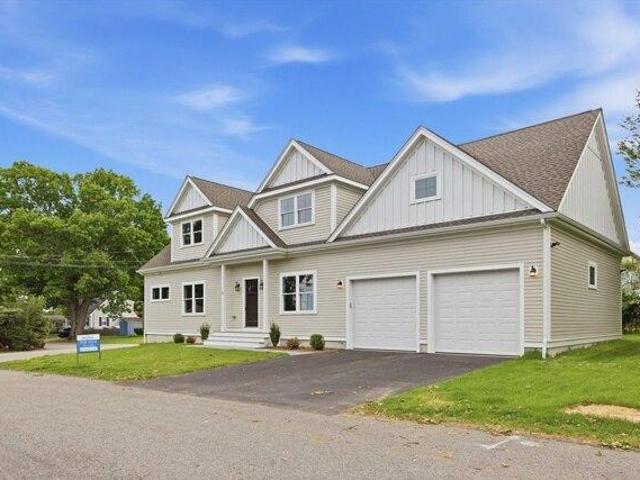 House for sale in Braintree, Massachusetts