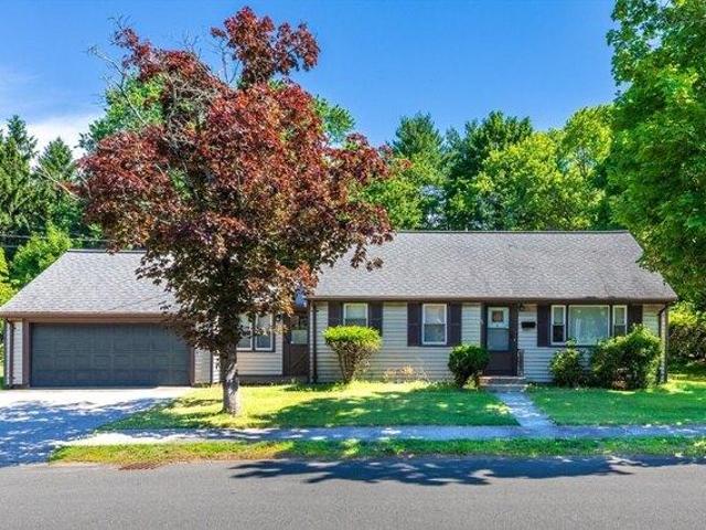 House for sale in Braintree, Massachusetts