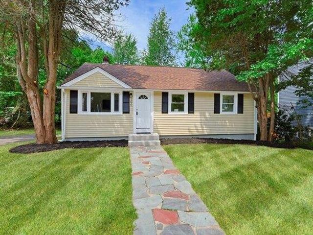 House for sale in Braintree, Massachusetts