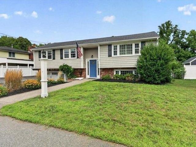 House for sale in Braintree, Massachusetts