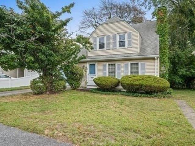 House for sale in Braintree, Massachusetts