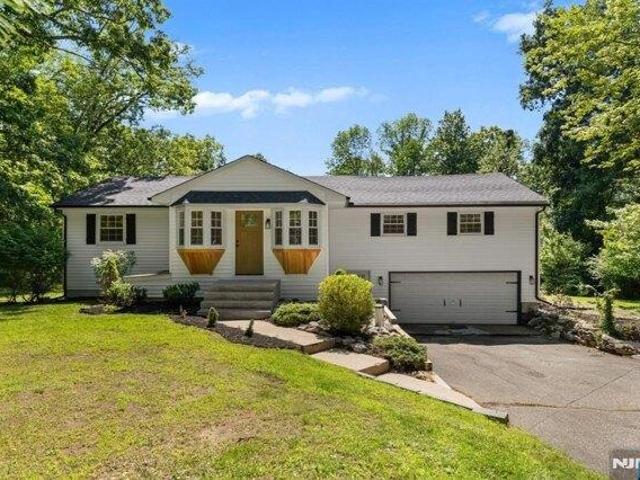 House for sale in Mount Pisgah, Frankford Township