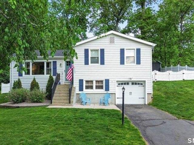 House for sale in Branford, Connecticut