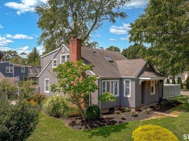 House for sale in Branford, Connecticut