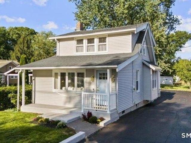 House for sale in Branford, Connecticut