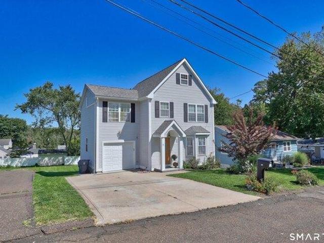 House for sale in Branford, South Central Connecticut Planning Region