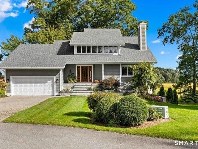 House for sale in Indian Neck, Branford