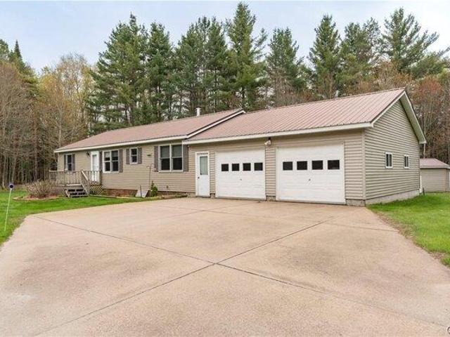 House for sale in Brantingham, New York