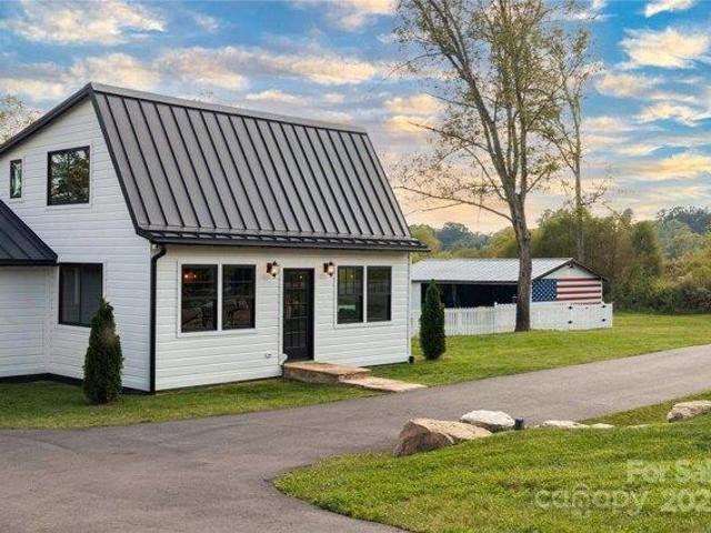 House for sale in Brevard