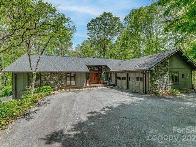 House for sale in Brevard House for sale in Brevard