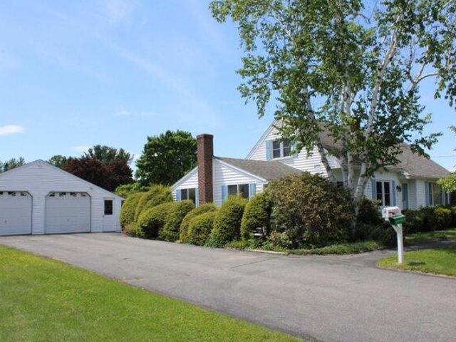 House for sale in Brewer, Maine