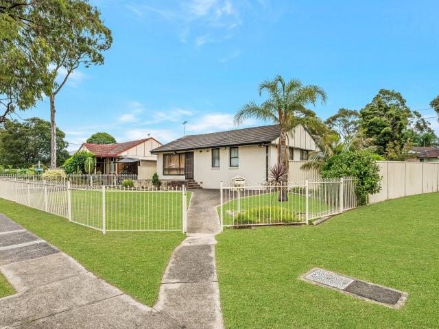 House for sale in Sadleir