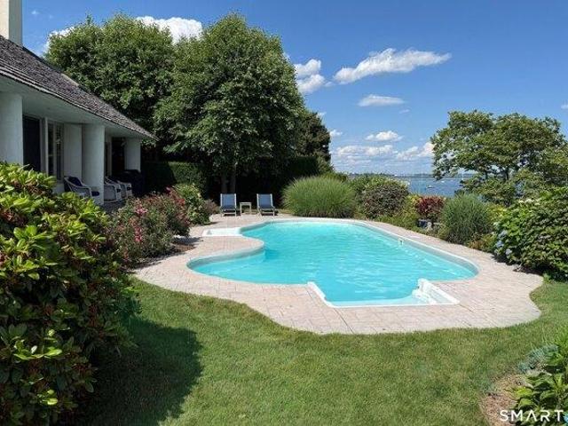 House for sale in Bridgeport, Connecticut