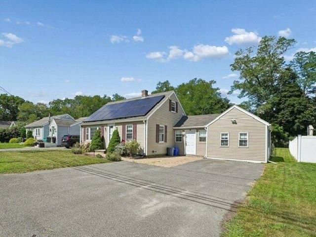 House for sale in Bridgewater, Massachusetts