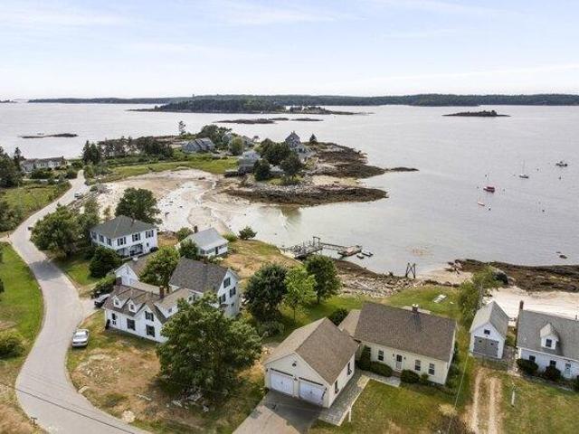 House for sale in Bristol, Maine