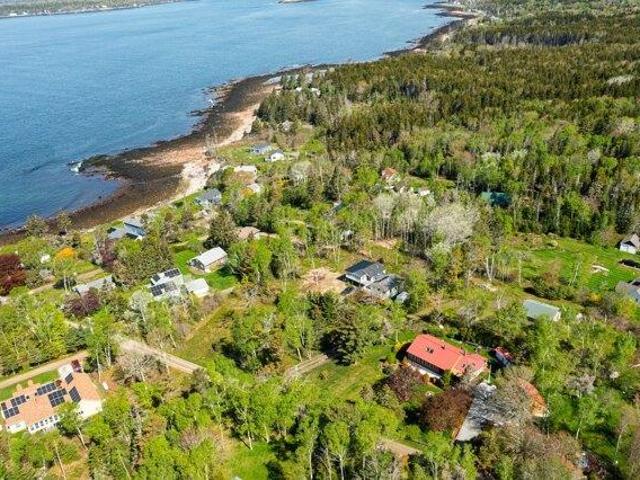 House for sale in Pemaquid Point, Bristol