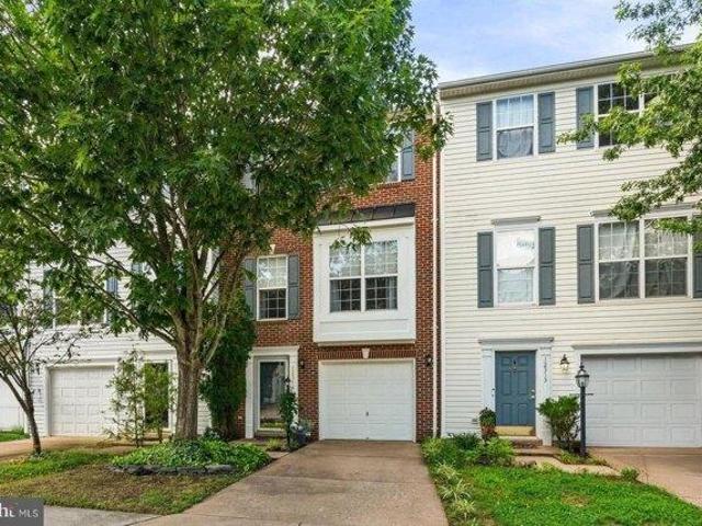 House for sale in Bristow