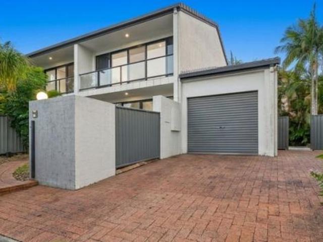 House for sale in Fernbrook, Queensland