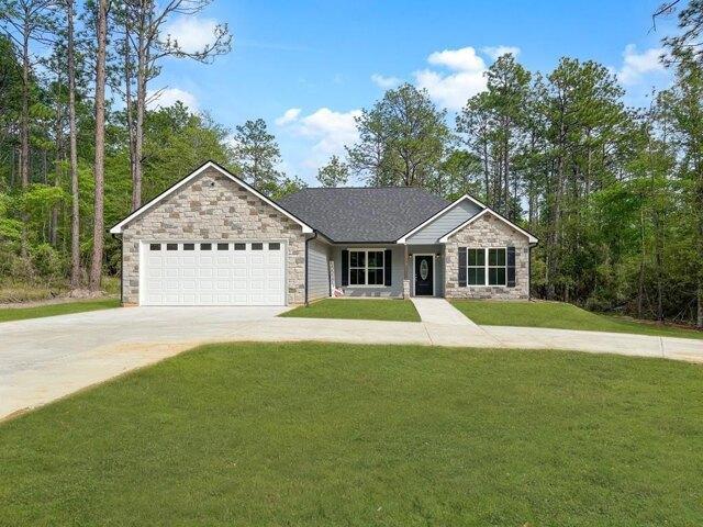 House for sale in Brookeland, Texas