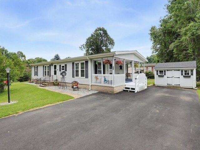 House for sale in Brookfield, Massachusetts
