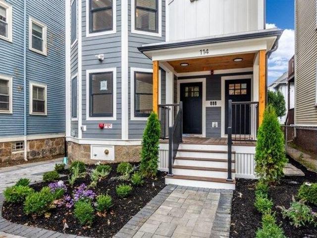 Condo for sale in Brookline, Norfolk County