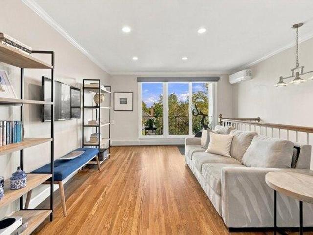Condo for sale in Aspinwall Hill, Brookline