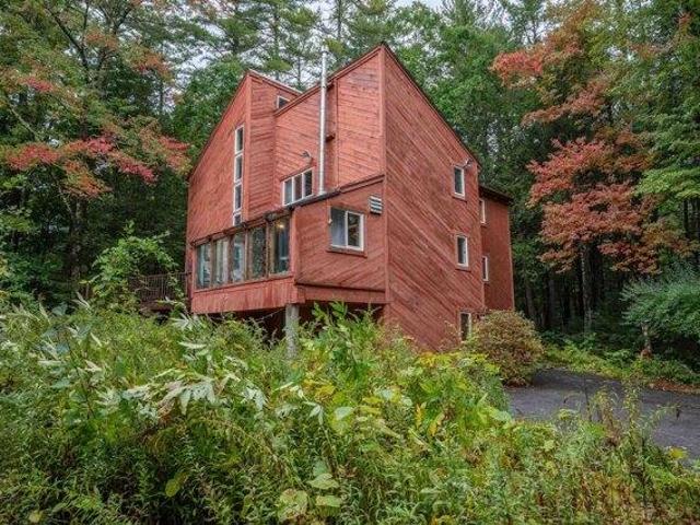 House for sale in South Brookline, Brookline