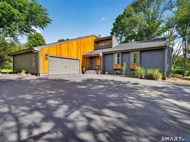 House for sale in Brooklyn, Connecticut