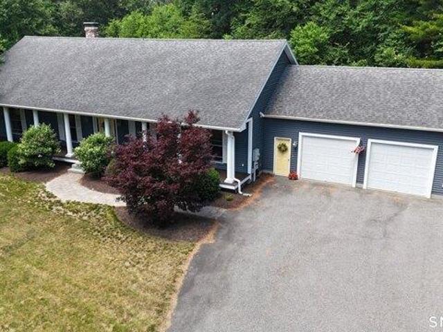 House for sale in Brooklyn, Connecticut