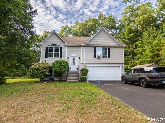 House for sale in Brooklyn, Connecticut