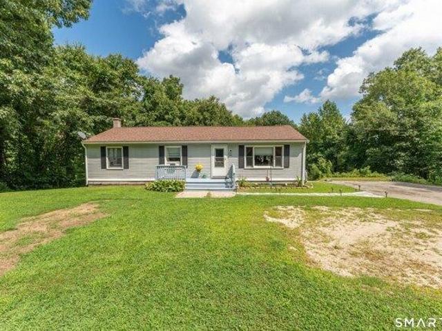 House for sale in Brooklyn, Connecticut