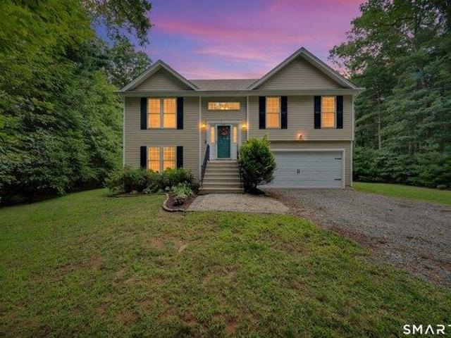 House for sale in Brooklyn, Connecticut