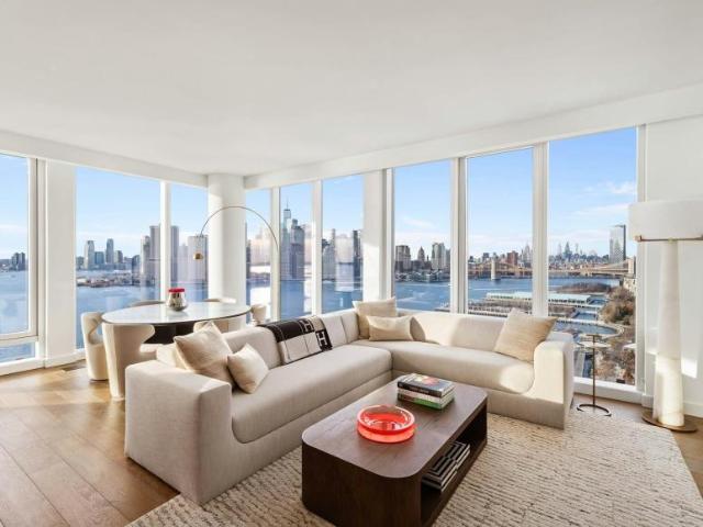 Apartment for sale in Arverne, New York