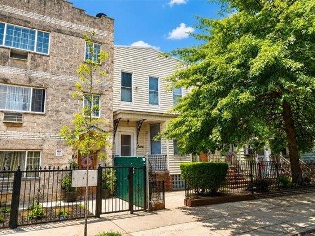 House for sale in Arverne, New York